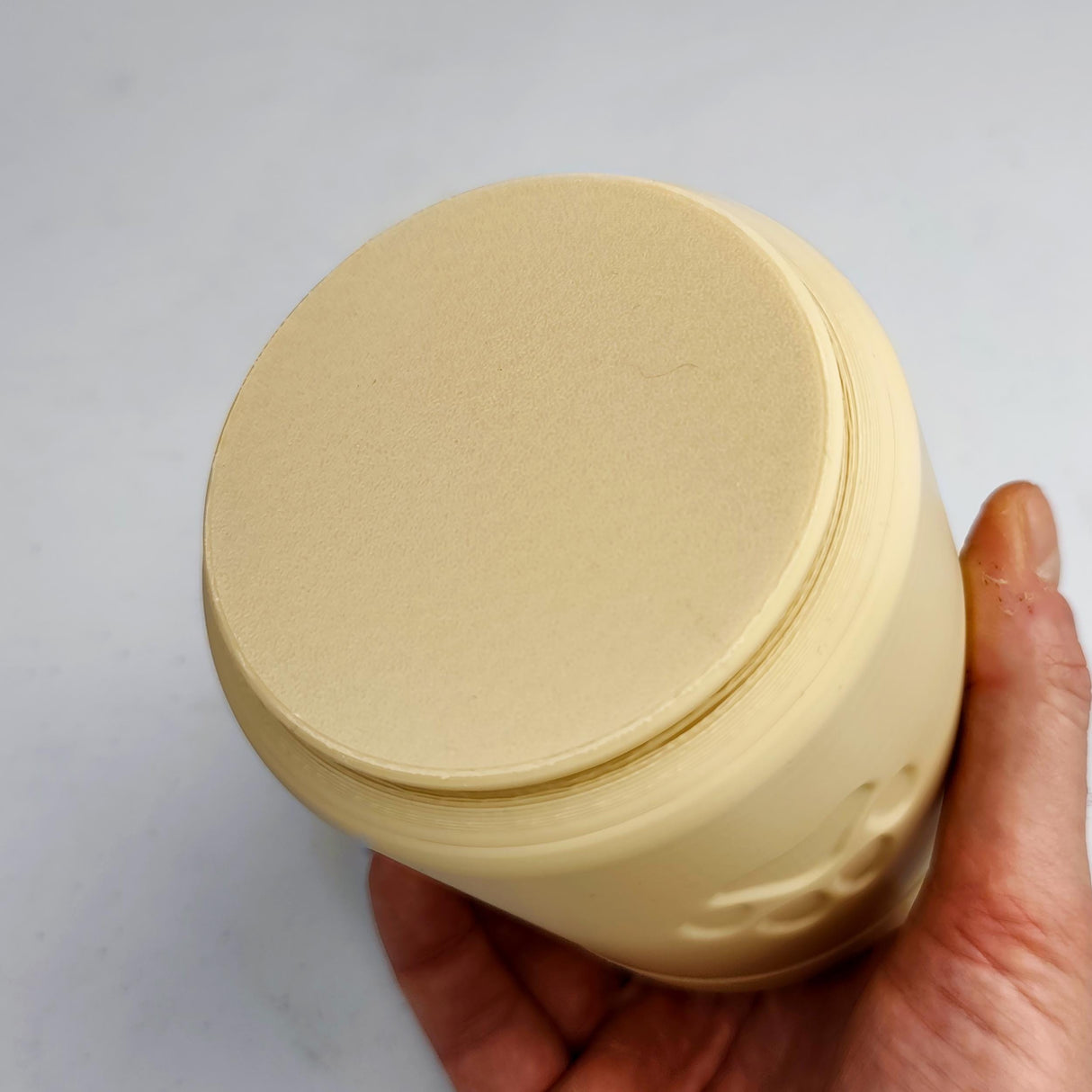 3D Printed Pet Memorial Urn | Minimalist Cylindrical Cremation Urn with Paw Print | Modern Remembrance Decor for Dogs or Cats