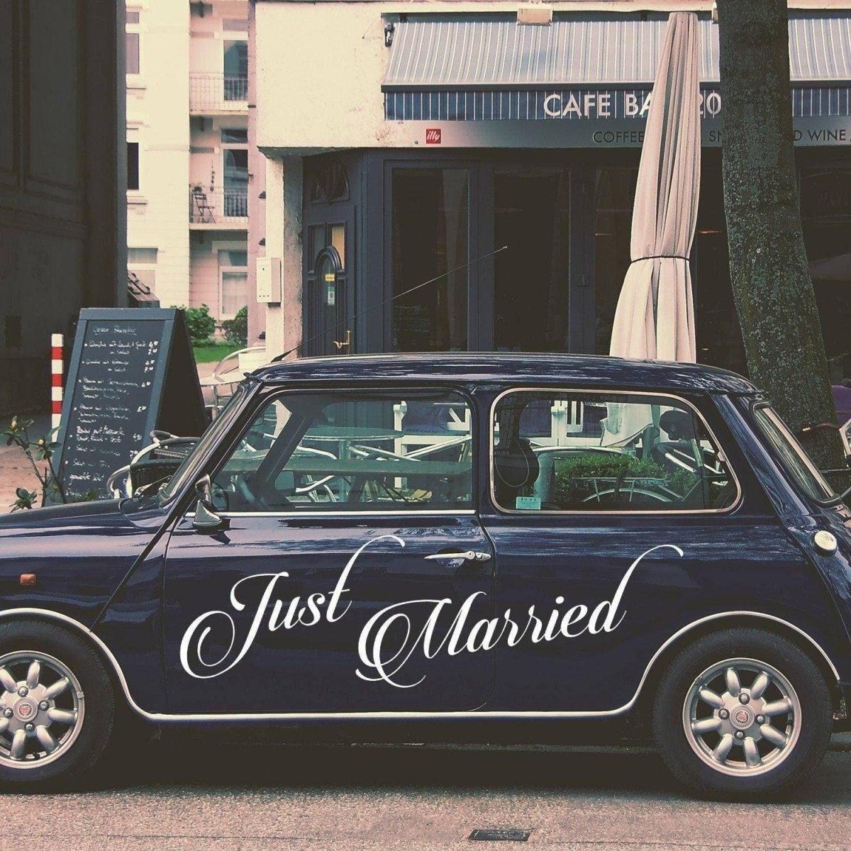 Chic Just Married vehicle sticker on wedding day car, perfect for wedding decoration.