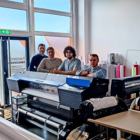 vinyl wall decals manufacture with real people and real printers