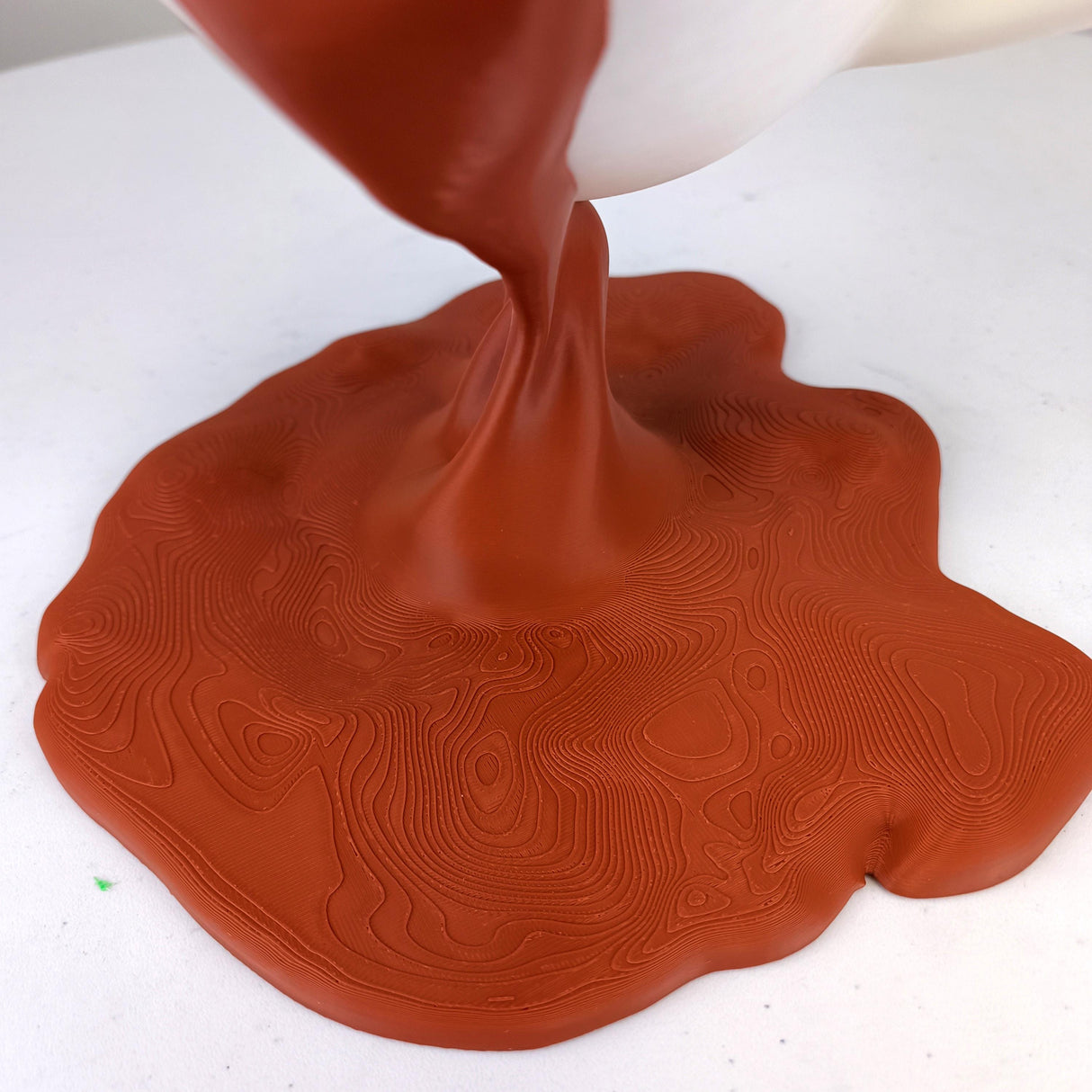 3D Printed Coffee Splash Sculpture | Floating Spilling Coffee Cup Optical Illusion Desk Decor | Coffee Bar Display Unique Barista Gift Cafe