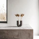 3D Printed U Shaped Vase | Modern Sculptural Vase Minimalist PLA Plastic Vase | Decorative Vase for Dried or Fresh Flowers Unique Home Decor