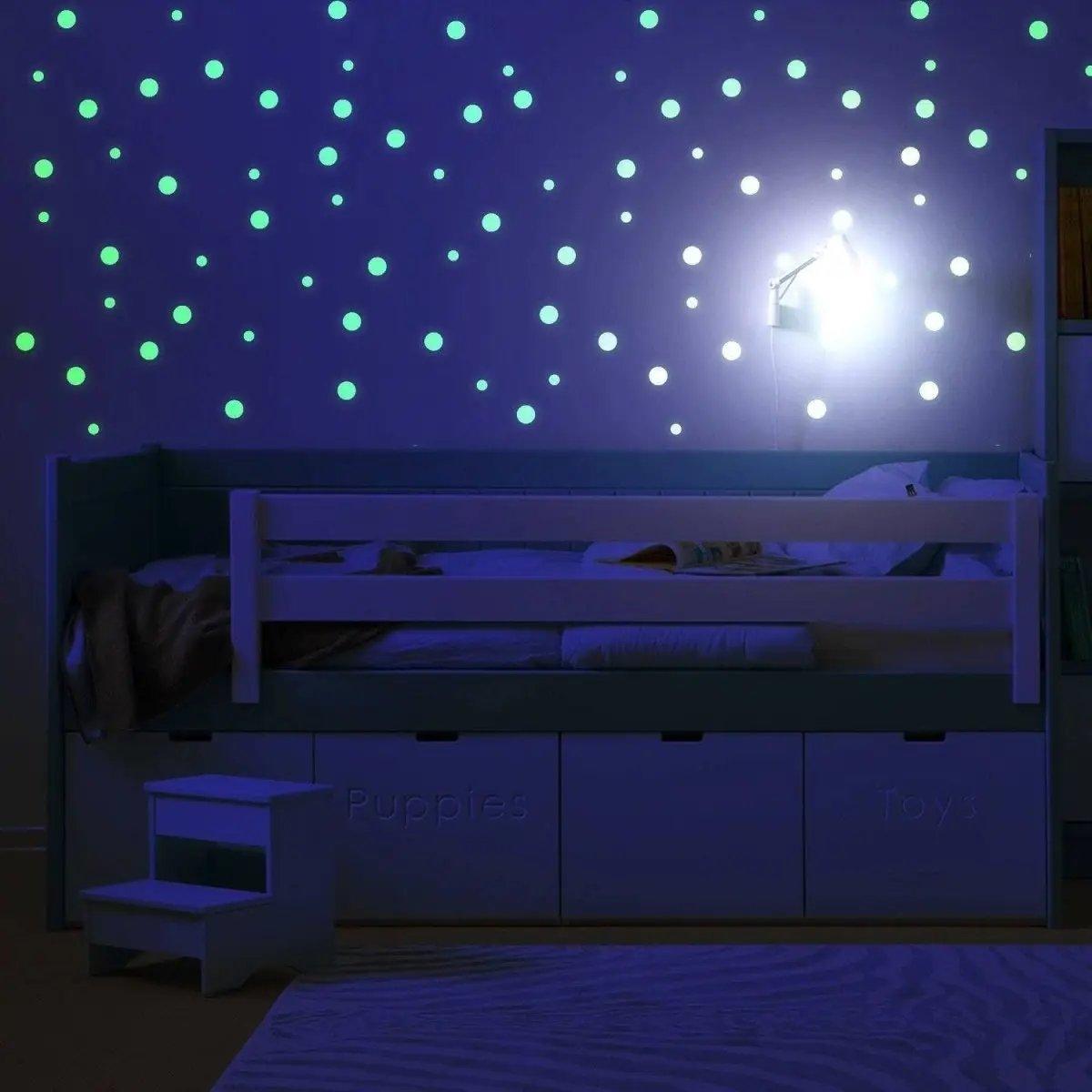 Glow In The Dark Circle Stars Wall Decals Set - Thumbnail 2
